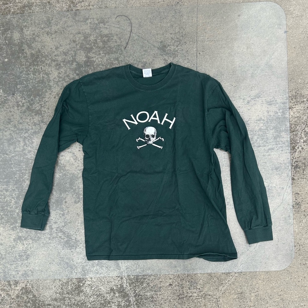 Noah Green Long Sleeve Shirt